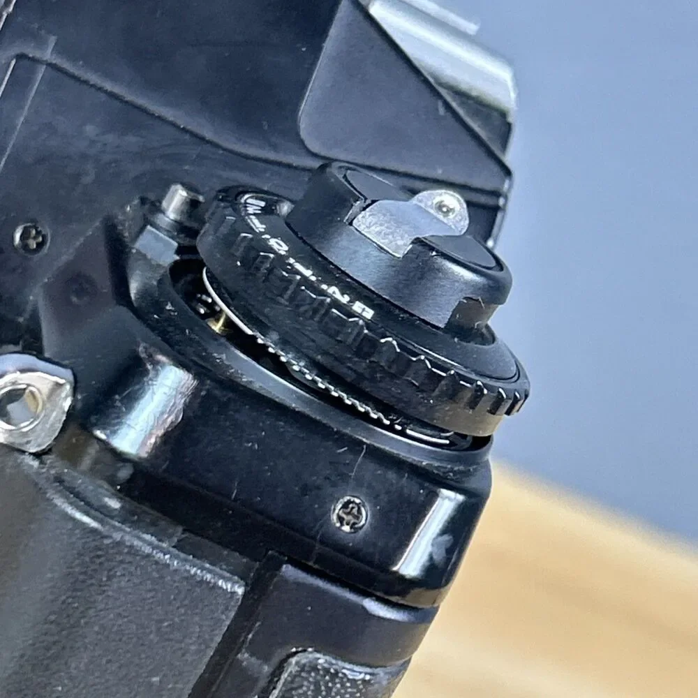 NIKON N2000 Automatic Camera (Body Only) *SELLING AS IS/UNTESTED*